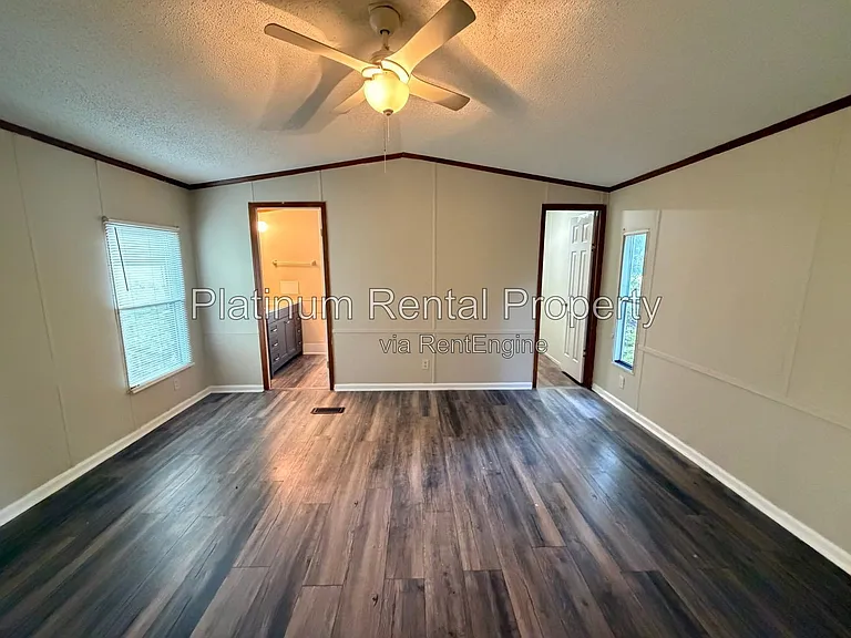 4432 Brandy Ln SE — Photo 13