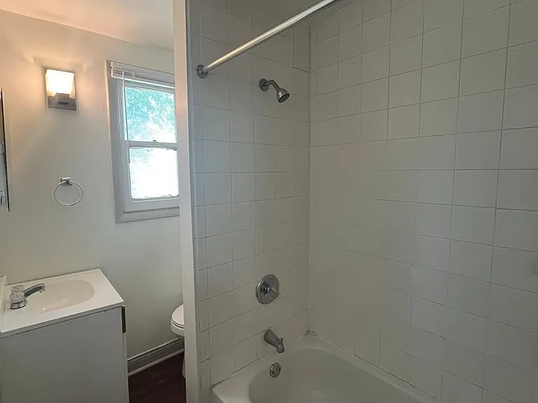 1694 S Washington Ave — Photo 8