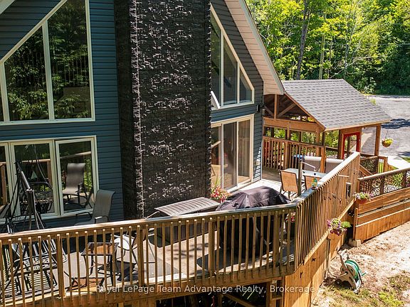 3rd image of 17 Hagerman Ct