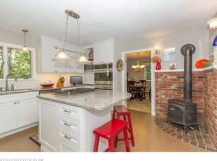 135 Mistic Ave, Rockport, ME 04856