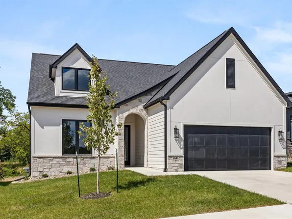2642 SE Steele Dr, Waukee, IA 50263