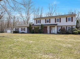 22 Pinebrook Loop, Hopewell Junction, NY 12533