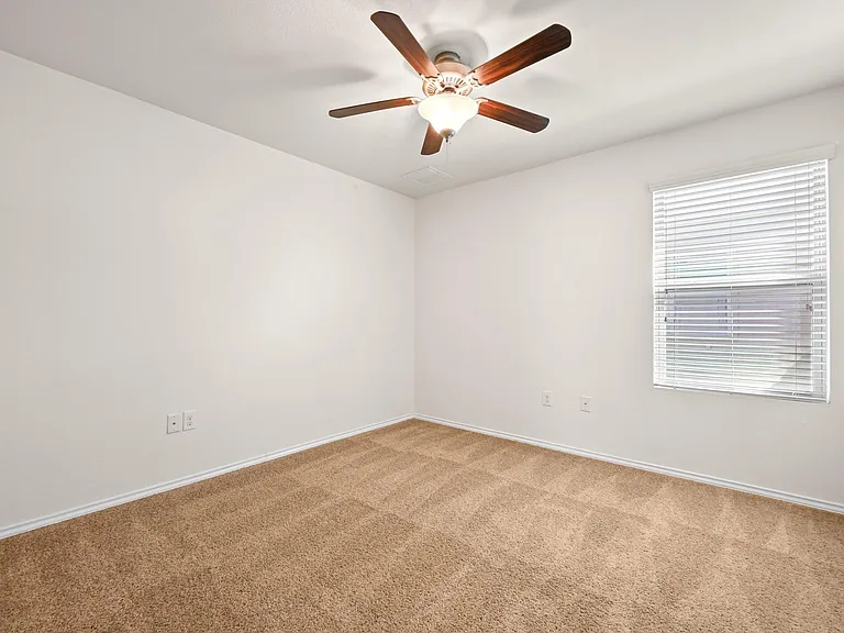 10209 Crescendo Ln — Photo 11