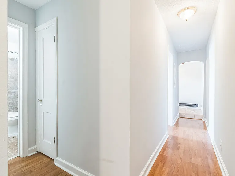 1608 West St SE — Photo 5