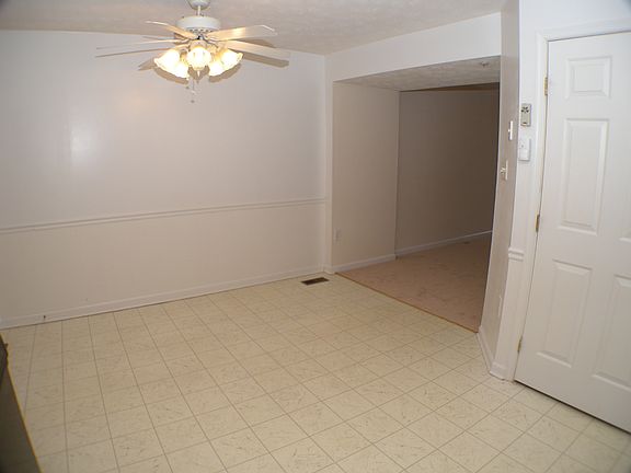 5th image of 3212 Water Lily Ct