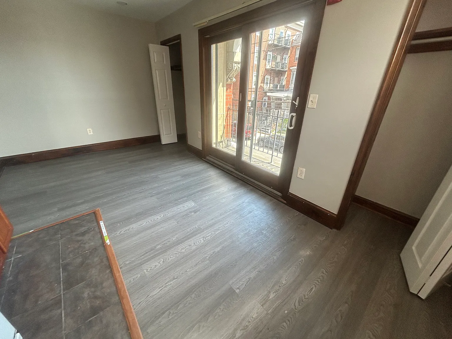 1 bed, $1,050 — Photo 4