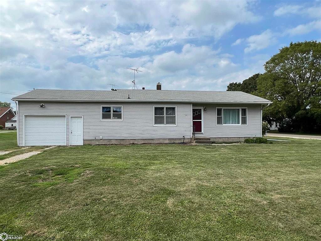 120 E South St, Stronghurst, IL 61480 Zillow