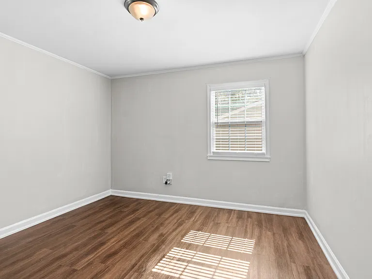 1380 Plaza Ave SW — Photo 19