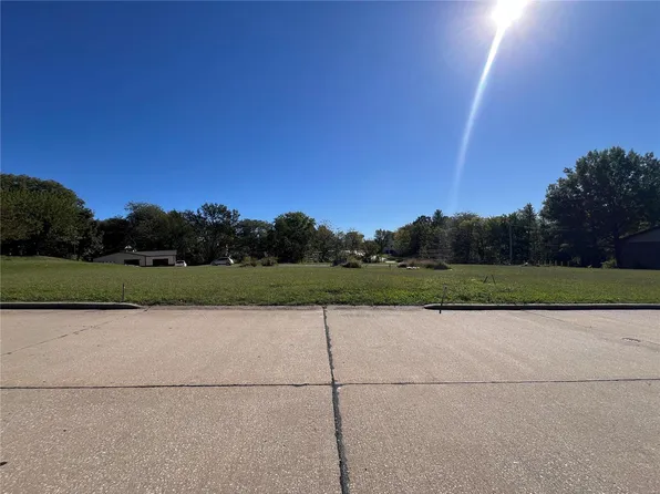 3 Feltz St, Perryville, MO 63775