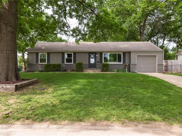 9208 Washington St, Kansas City, MO 64114
