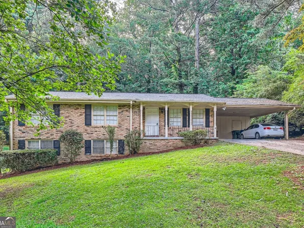 344 Colchester Dr, Stone Mountain, GA 30088