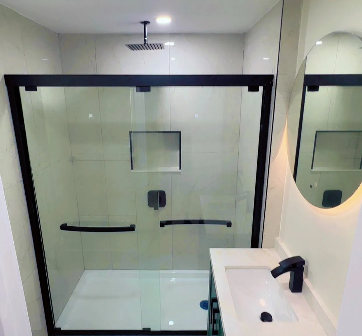 2 bed, $1,800 — Photo 4