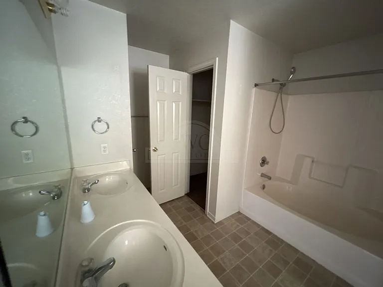 5001 Morning Star Ln — Photo 14