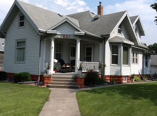 1821 8th St, Columbus, NE 68601