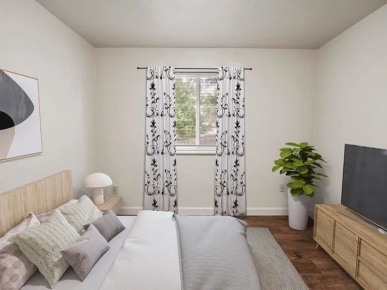 Westport Edge Apartments — Photo 10