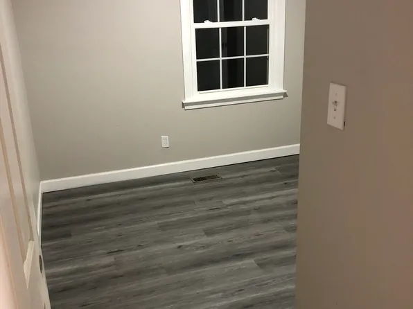 3318 Golden Oaks Ln, Chesapeake, VA 23321