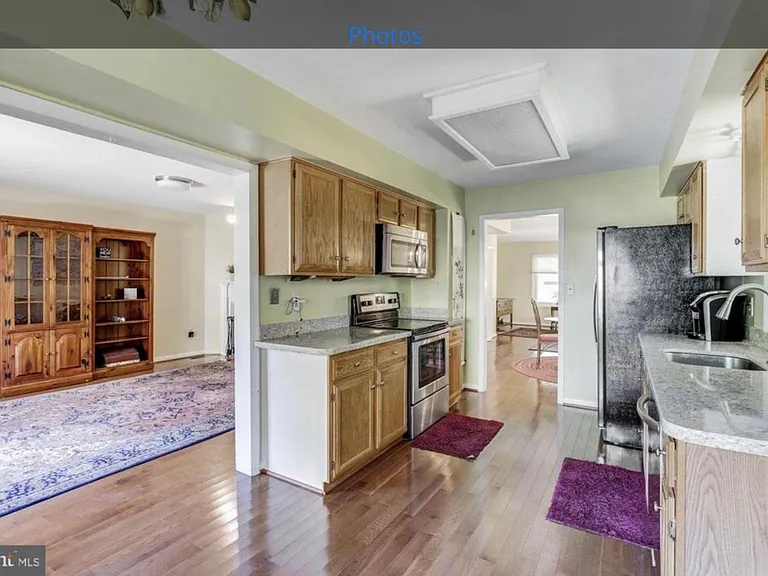 727 Trenton Ave — Photo 7