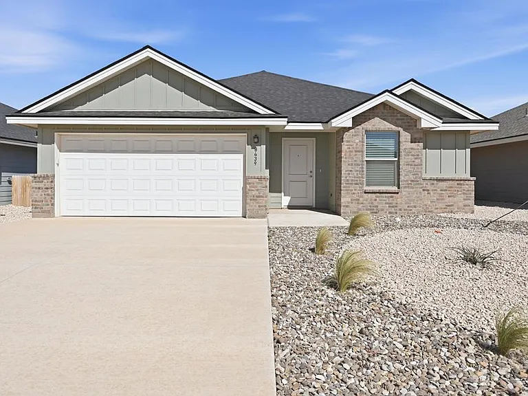 8439 E County Road 110 — Photo 1