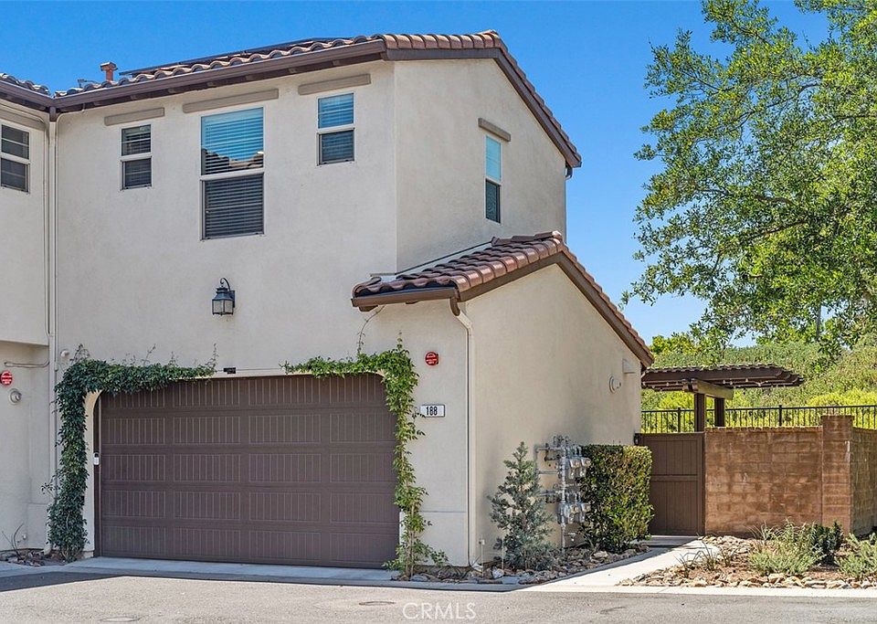 1st image of 188 Jaripol Cir