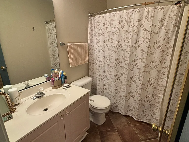 418 Saint Rosea Dr — Photo 15