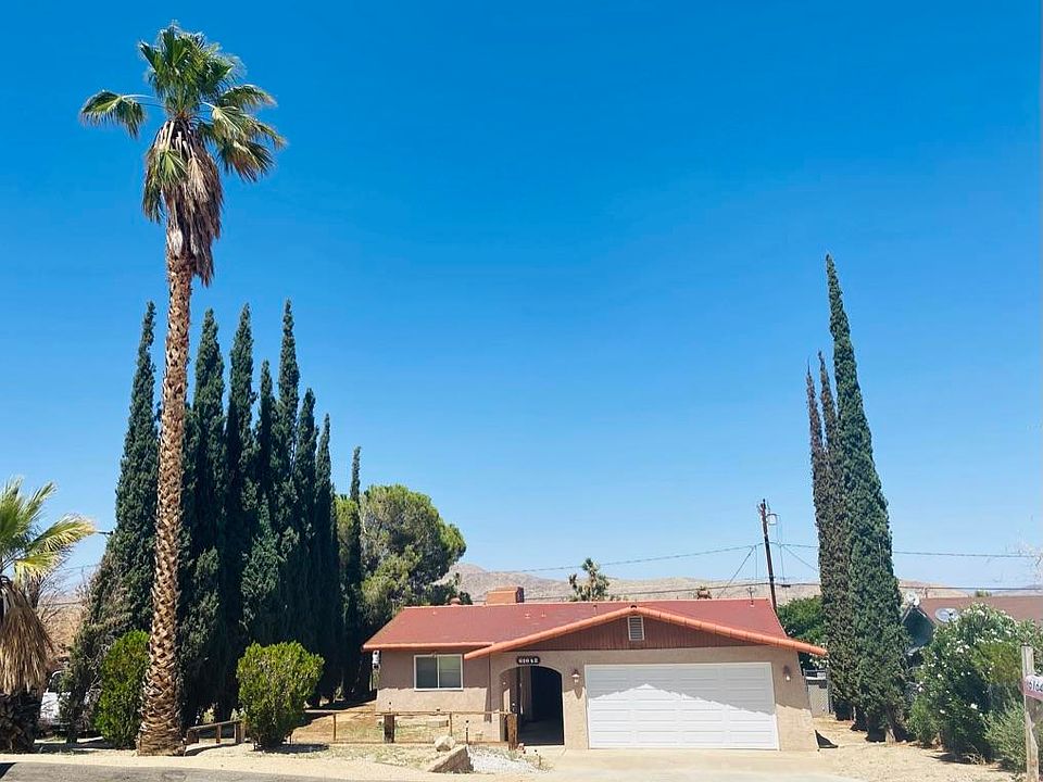 2nd image of 61642 El Cajon Dr