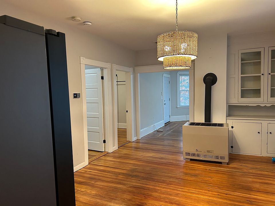 1st image of 180 Irvington St Unit 2