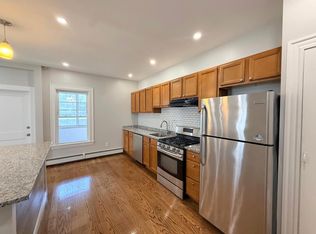 295 Windsor St APT 5, Cambridge, MA 02139
