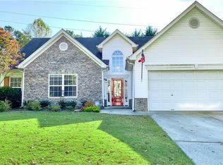 6000 Ambercrest Ct, Buford, GA 30518