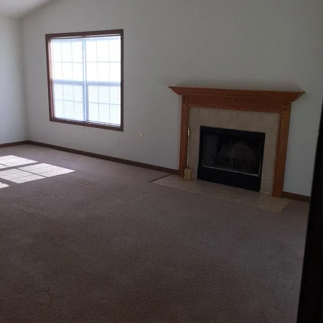 2 bed, 1214 sqft, $1,450 — Photo 4