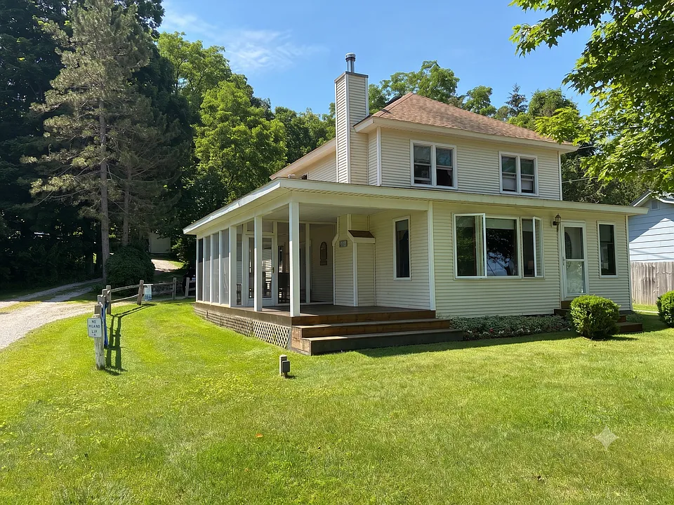 7285 W Glenmere Rd