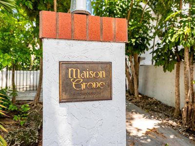 3229 Mary St #2, Miami, FL, 33133