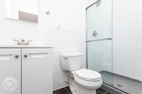 Rented by MySpaceNYC | media 16