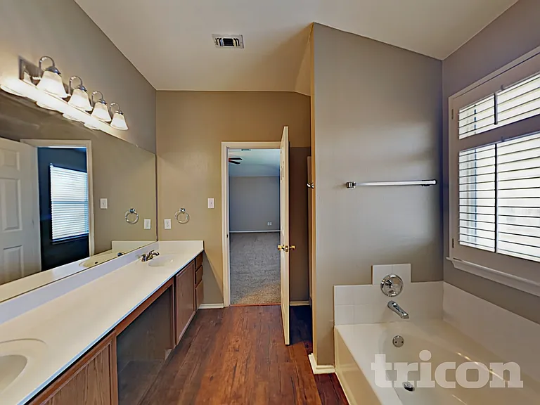 4120 Wensledale Dr — Photo 12