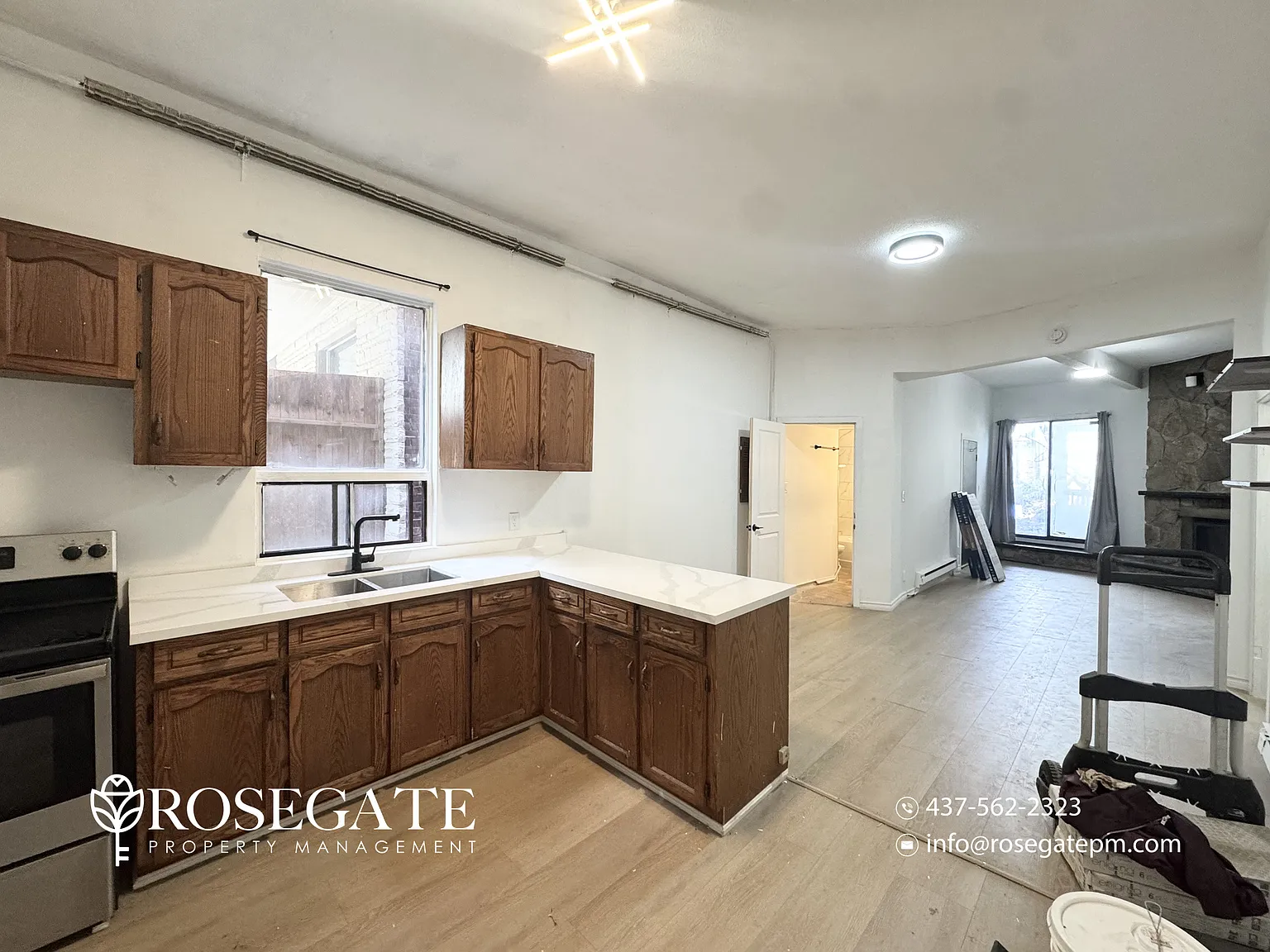 493 Indian Grove Toronto — Photo 3