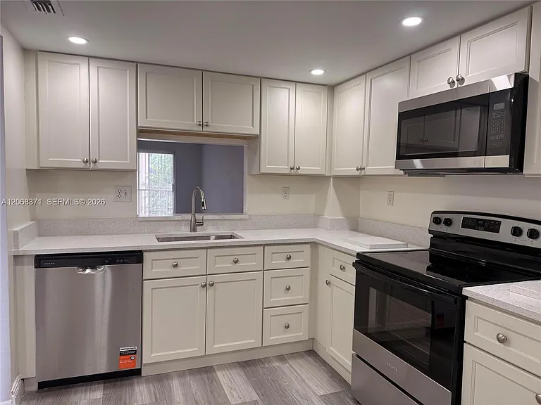 1200 NW 87th Ave #413 — Photo 15