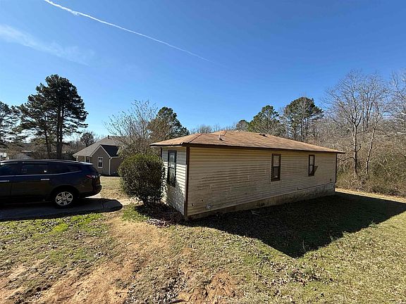 5th image of 41 Compass Point St