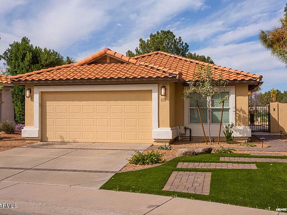 2nd image of 1634 S Villas Ln