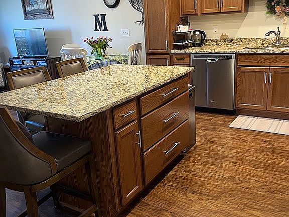 Island with drawers