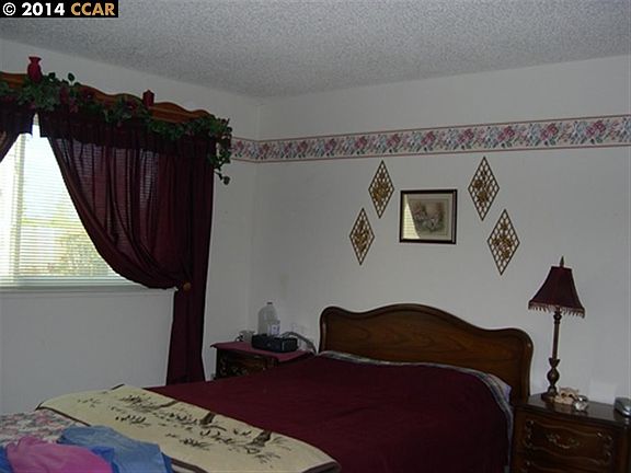 3rd image of 2329 Candlestick Dr