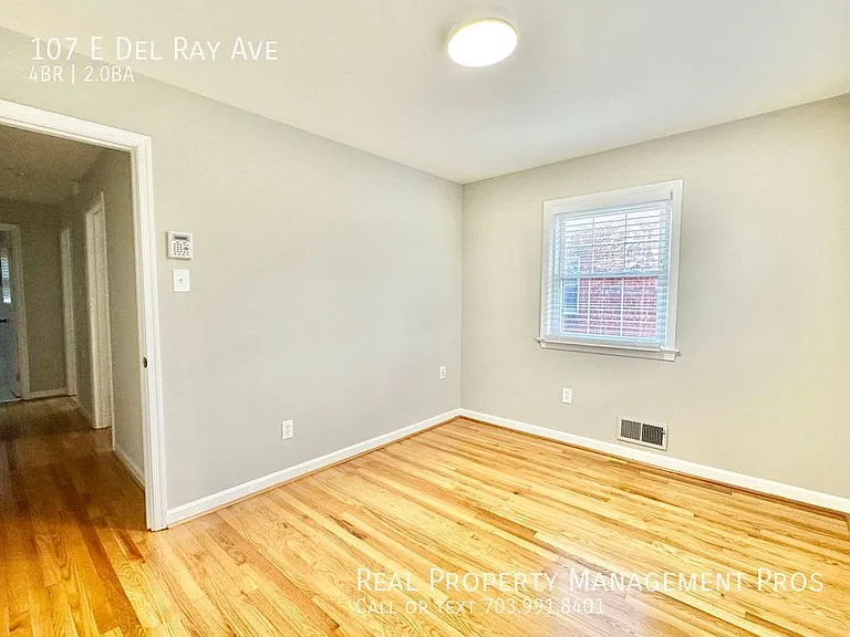 107 E Del Ray Ave — Photo 17