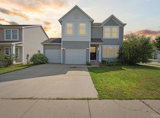 502 Wendover Dr, Lansing, MI 48906