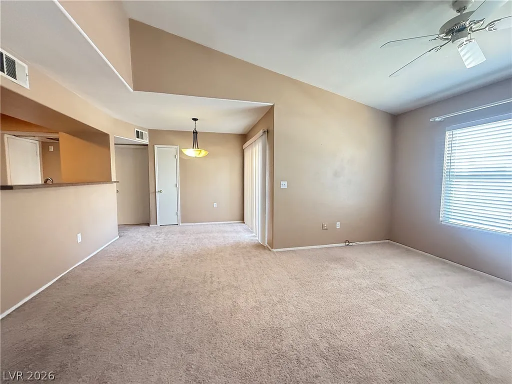 2 bed, 2.0 bath, 937 sqft, $1,400 — Photo 3
