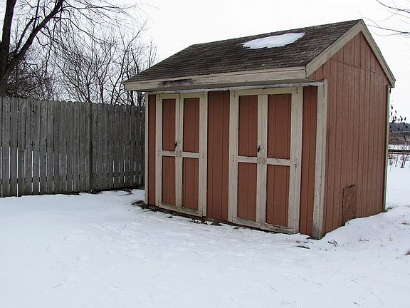 Storage shed