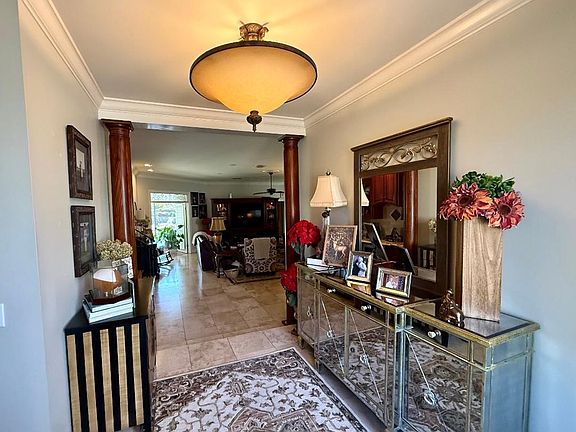 3rd image of 102 Hiddenpine Pl