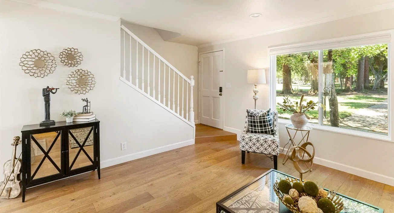 2 bed, 1.5 bath, 1148 sqft, $3,500 — Photo 3