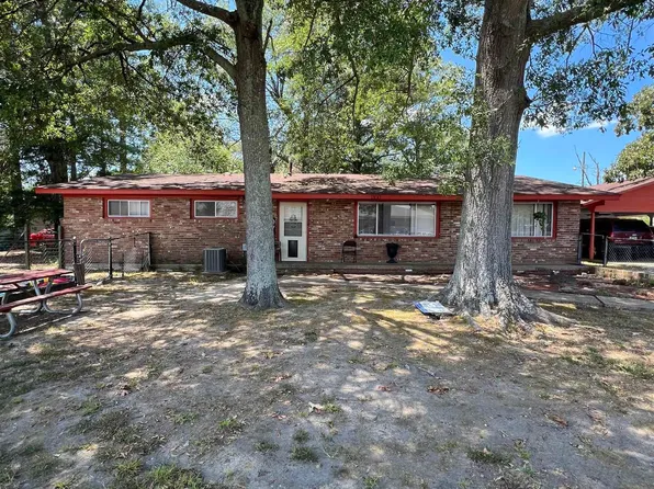 1300 N Haley St, White Hall, AR 71602