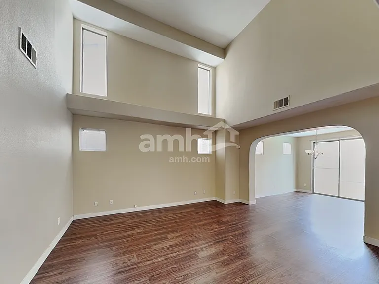 8060 Villa Trovas Ct — Photo 6