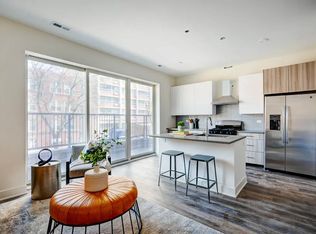 4443 N Hazel St #506, Chicago, IL 60640