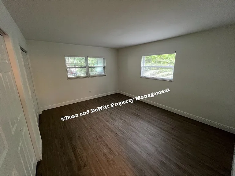5860 37th Ave N #10 — Photo 14