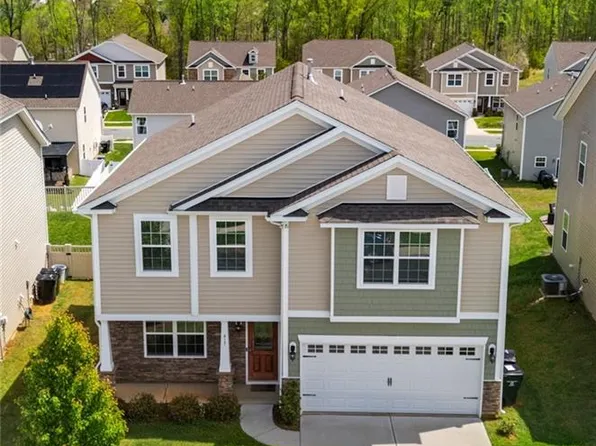 417 Sapphire Rd, Burlington, NC 27215
